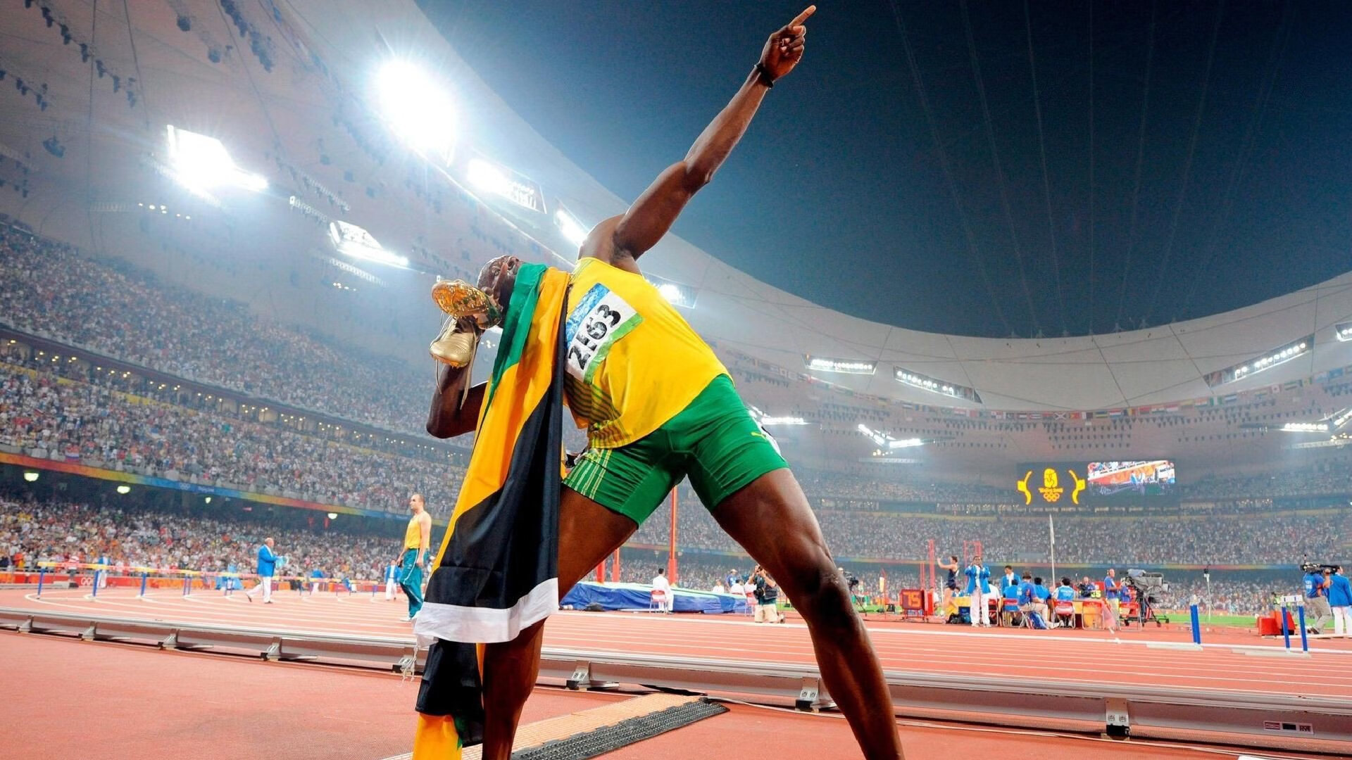 逆转橄榄球队主场连胜纪录,橄榄球传记